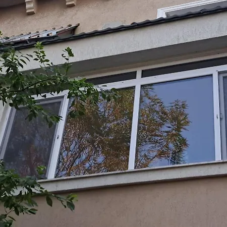 Sea Vibes - Free Public Parking, Wifi, Cable & Smart Tv, 0,9 Km To * Varna